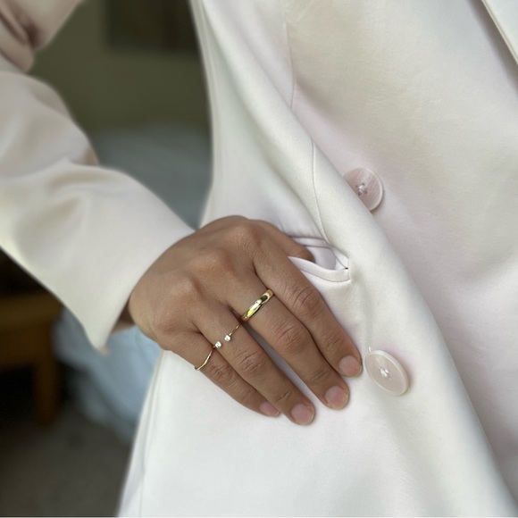 Plain gold ring (gold plated) size 7 - Picture 5 of 6